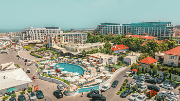 Sea Breeze Resort - изысканный жилой и курортный комплекс.